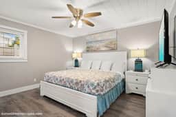 Ocean Street Hideaway - Image 3