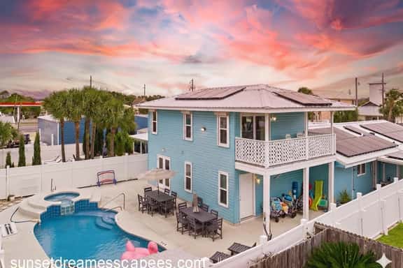 Ocean Street Hideaway - Image 1